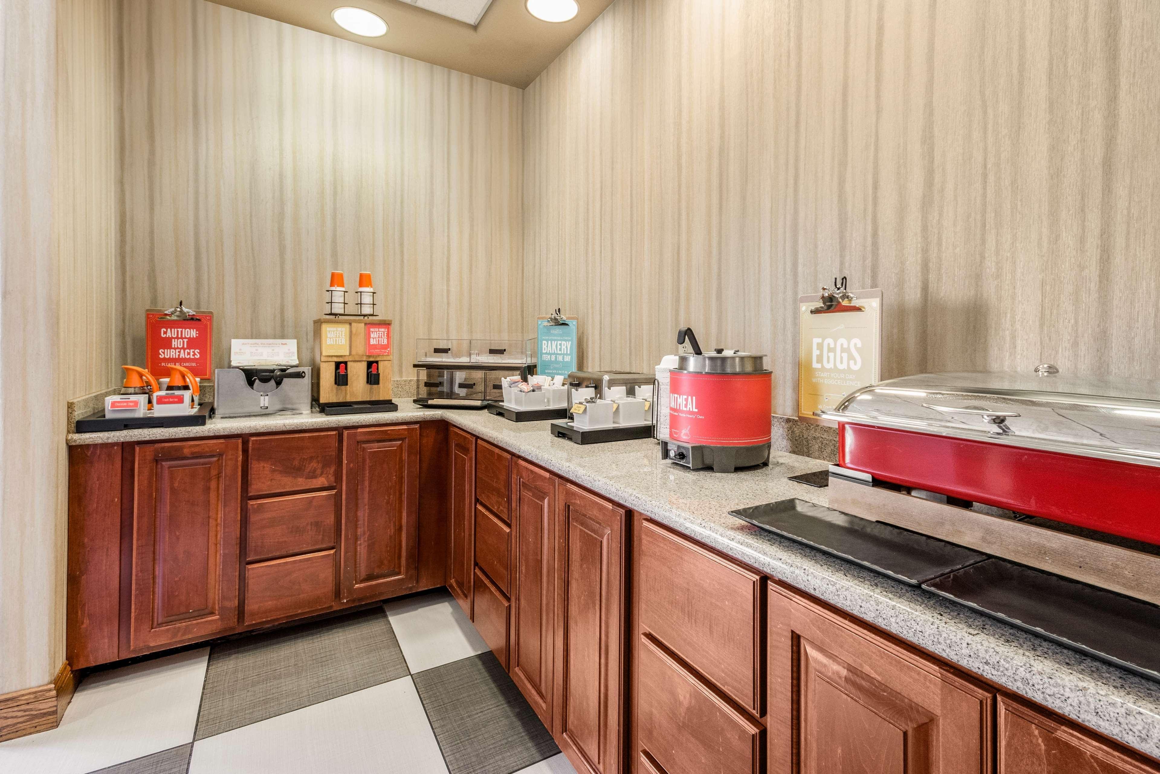 Hampton Inn Derby-Wichita Southeast Εξωτερικό φωτογραφία