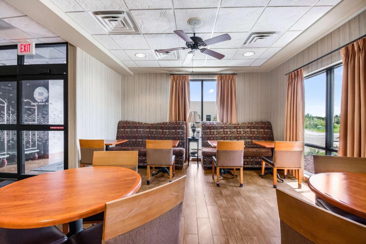 Hampton Inn Derby-Wichita Southeast Εξωτερικό φωτογραφία
